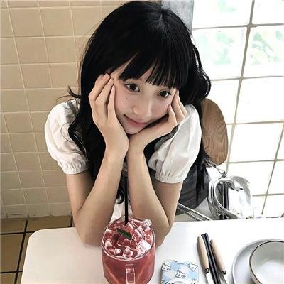 靠近危险的他